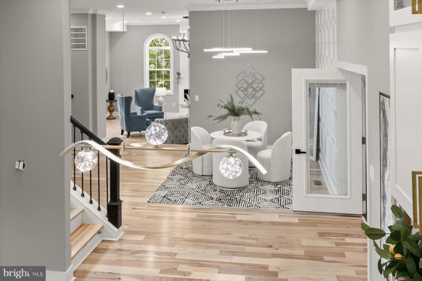 Dining room, Interior, Pendant Lights, Recessed Lighting, Wood Texture Flooring