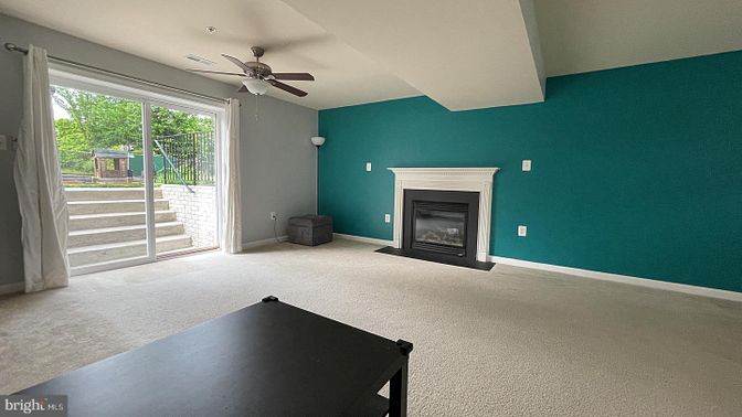 Empty room, Fireplace, Interior