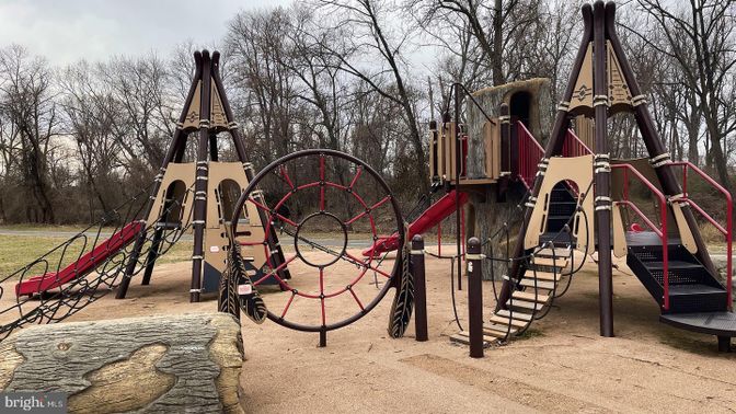 Backyard, Exterior, Playground