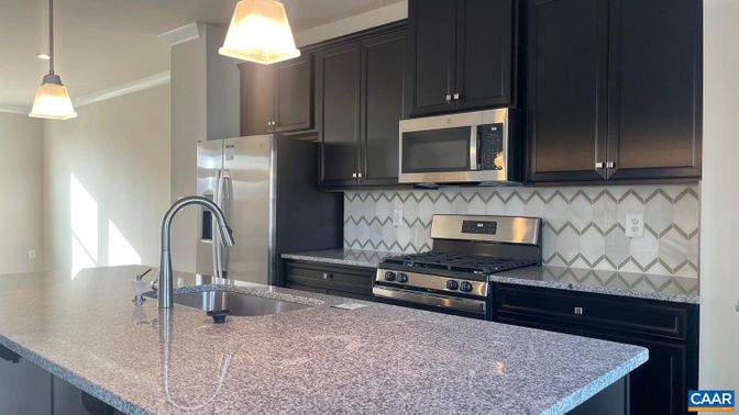 Interior, Kitchen, Pendant Lights, Stainless Steel Appliances