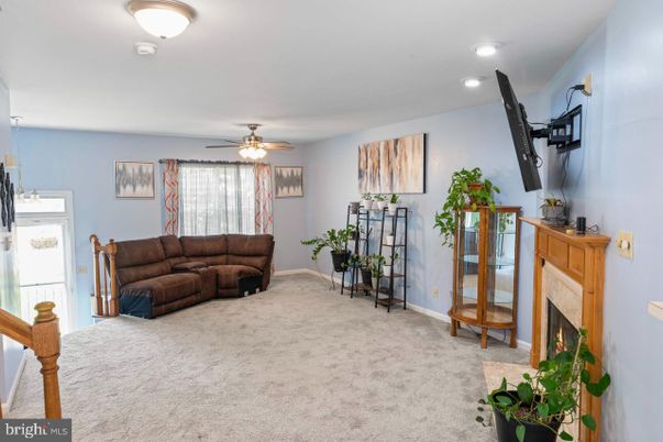 Fireplace, Interior, Living room, Recessed Lighting