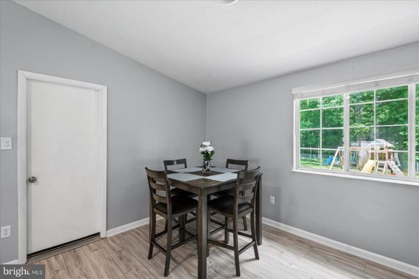 Dining room, Interior, Wood Texture Flooring