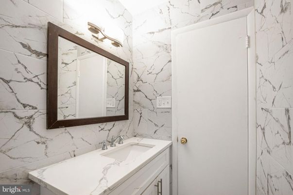 Bathroom, Interior, Marble Walls