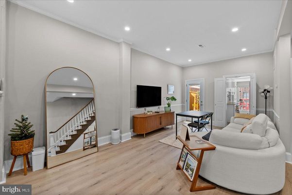 Game Room, Interior, Living room, Recessed Lighting, Wood Texture Flooring