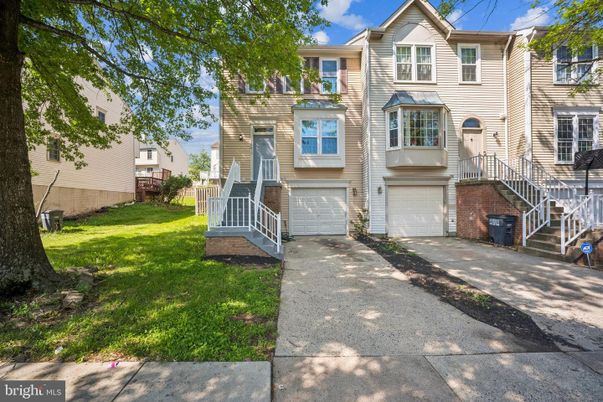 Attached, Exterior, Facade, Brick Facade, Rowhouse
