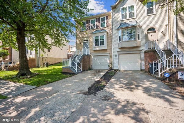 Attached, Exterior, Facade, Brick Facade, Rowhouse