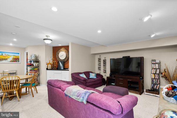 Dining room, Interior, Living room, Recessed Lighting