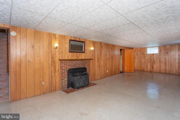 Empty room, Fireplace, Interior, Wooden Walls