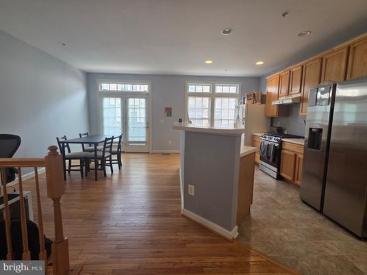 Dining room, Interior, Kitchen, Recessed Lighting, Wood Texture Flooring