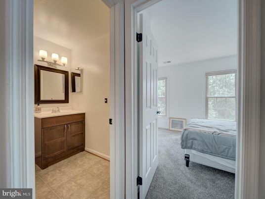 Bathroom, Bedroom, Interior