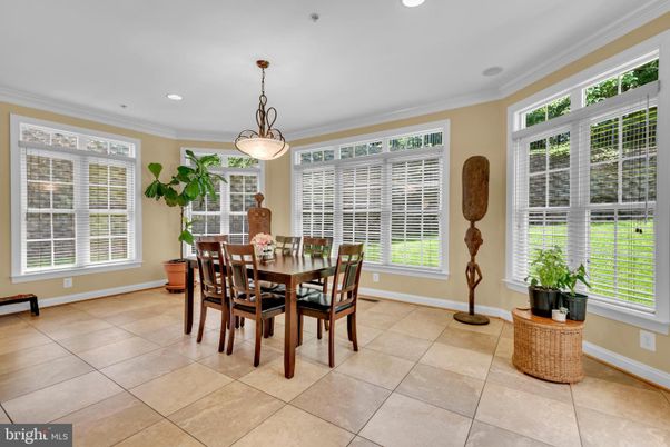 Dining room, Interior, Pendant Lights, Recessed Lighting