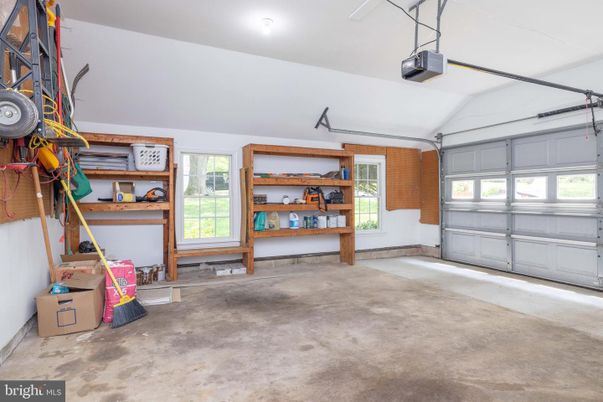 Garage, Interior