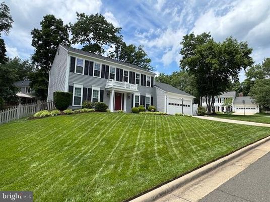 Attached, Backyard, Exterior, Facade, Georgian