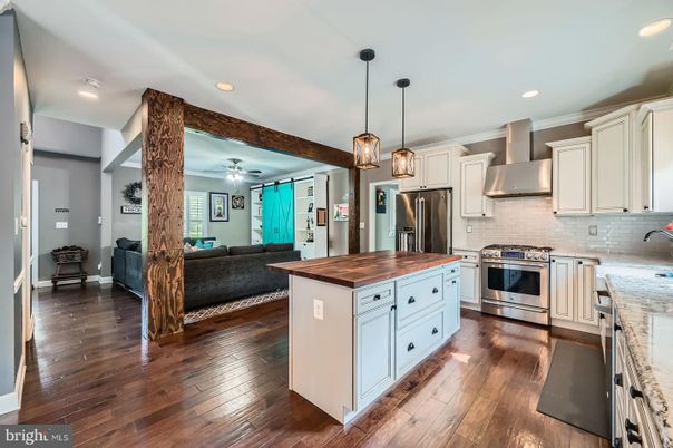 Interior, Kitchen, Living room, Pendant Lights, Recessed Lighting, Stainless Steel Appliances, Wood Texture Flooring