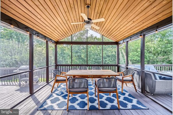 Exterior, Sun Room
