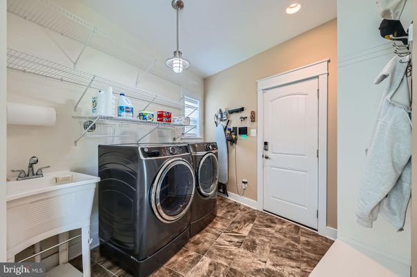 Interior, Pendant Lights, Recessed Lighting, Washer