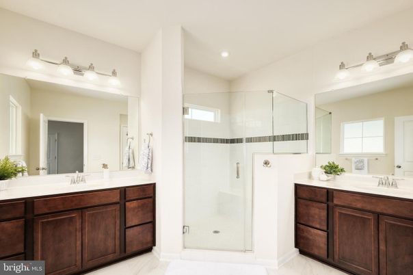 Bathroom, Dual Sink Vanities, Glass Shower, Interior, Recessed Lighting