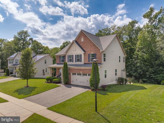 Attached, Exterior, Facade, Brick Facade, Farmhouse