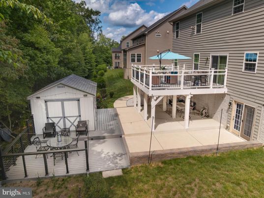 Backyard, Detached Garage, Exterior