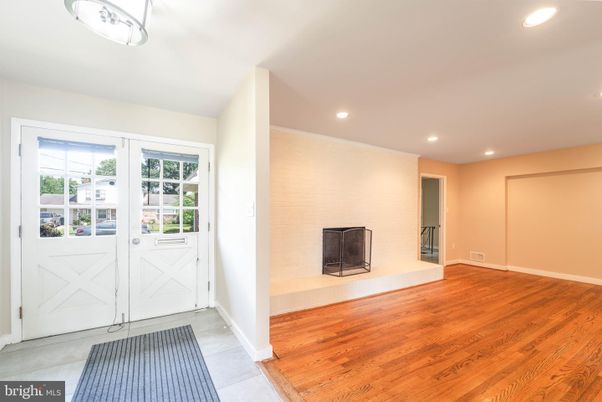 Fireplace, Interior, Recessed Lighting, Wood Texture Flooring