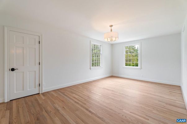 Chandelier, Empty room, Interior, Wood Texture Flooring