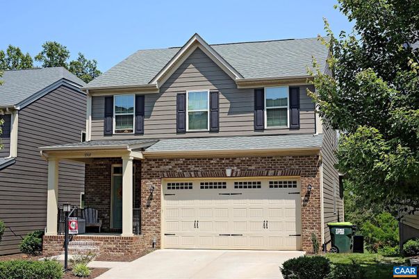 Attached, Exterior, Facade, Brick Facade, Rowhouse