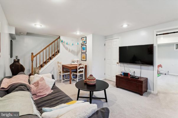 Dining room, Interior, Living room, Recessed Lighting