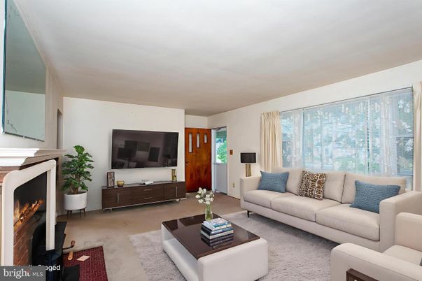 Fireplace, Interior, Living room