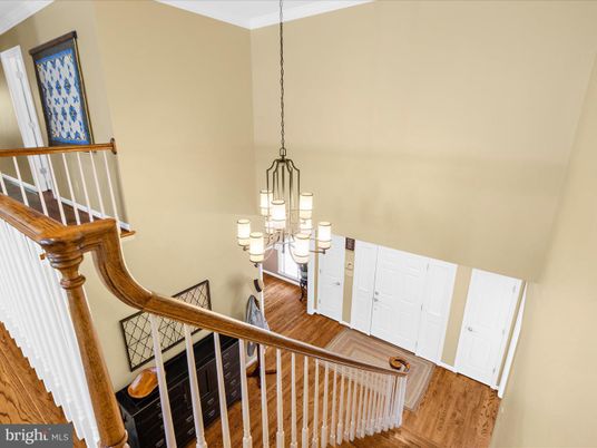 Interior, Pendant Lights, Wood Texture Flooring