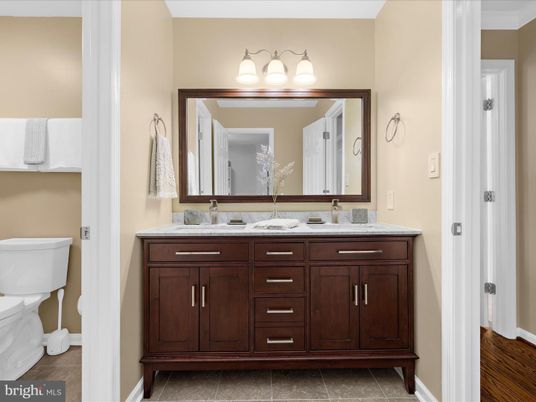Bathroom, Dual Sink Vanities, Interior