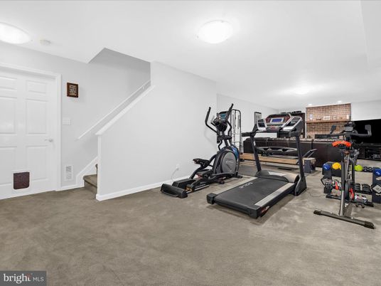 Fitness Equipment, Interior, Recessed Lighting