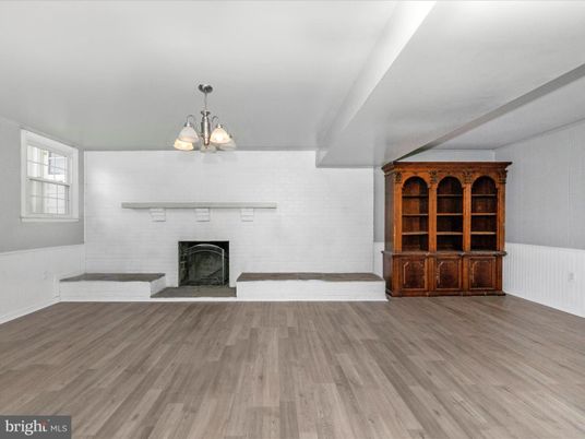 Chandelier, Fireplace, Interior, Wood Texture Flooring