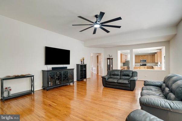 Interior, Kitchen, Living room, Stainless Steel Appliances, Wood Texture Flooring