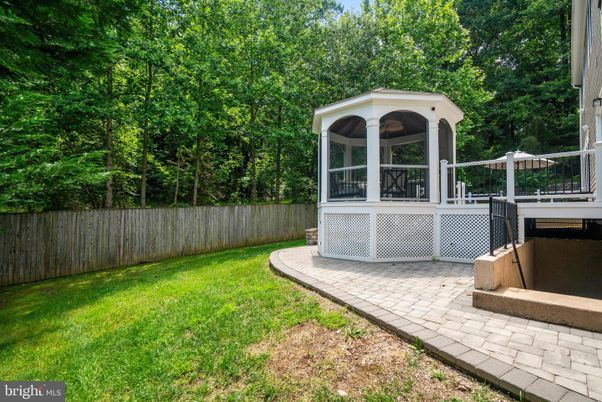 Backyard, Exterior, Hot Tub