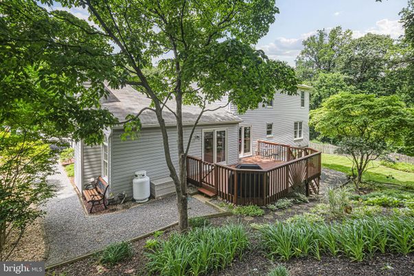 Backyard, Exterior, Hot Tub