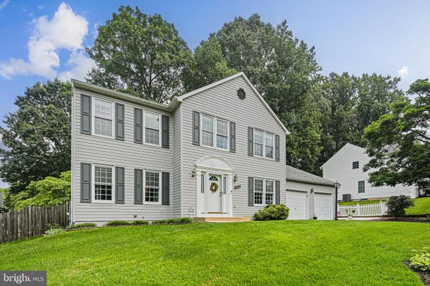 Attached, Backyard, Exterior, Facade, Georgian