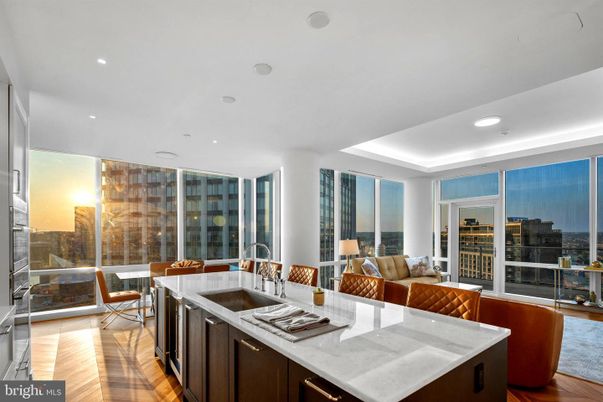 Dining room, Interior, Kitchen, Living room, Recessed Lighting, Wood Texture Flooring