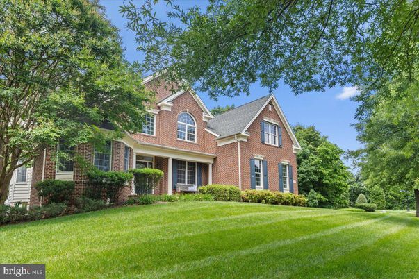 Backyard, Exterior, Facade, Brick Facade, Brick Traditional
