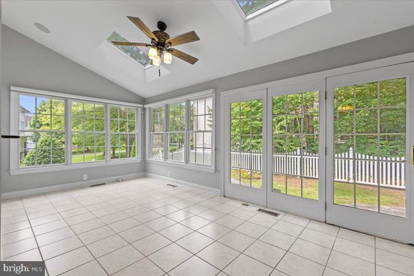 Empty room, Interior, Sun Room