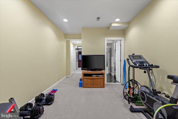 Fitness Equipment, Interior, Recessed Lighting