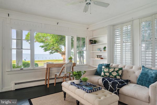 Interior, Living room, Sun Room, Water, Wood Texture Flooring