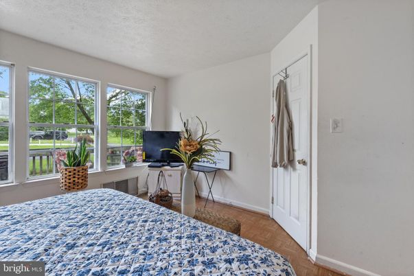 Bedroom, Home Office, Interior, Wood Texture Flooring