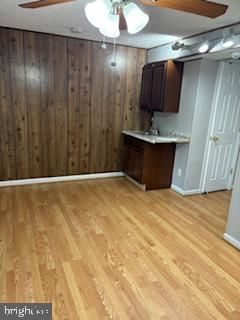 Empty room, Interior, Wood Texture Flooring, Wooden Walls
