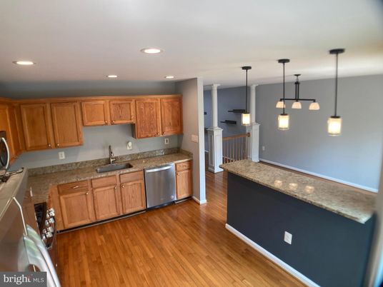 Interior, Kitchen, Pendant Lights, Recessed Lighting, Wood Texture Flooring