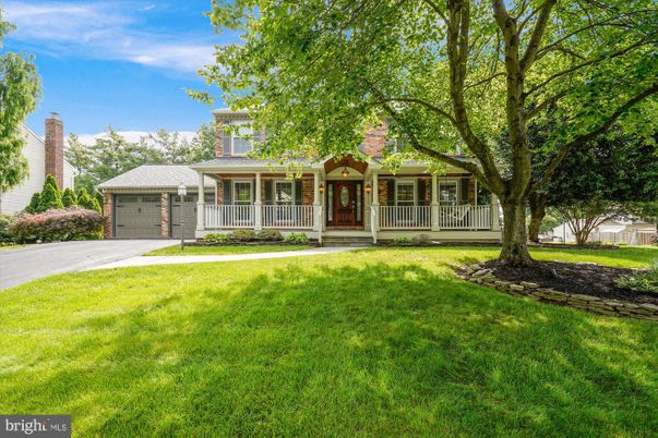 Attached, Backyard, Exterior, Facade, Georgian