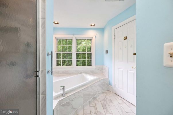 Bathroom, Interior, Marble, Recessed Lighting