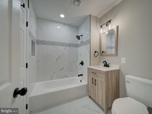 Bathroom, Interior, Marble, Marble Walls, Recessed Lighting