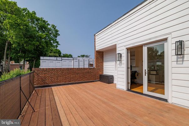 Exterior, Wood Texture Flooring