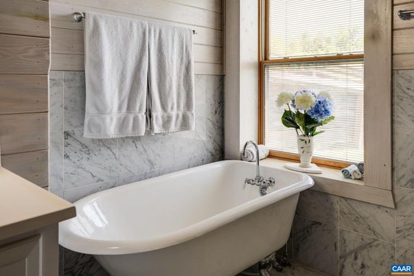 Bathroom, Free Standing Baths, Interior, Marble Walls