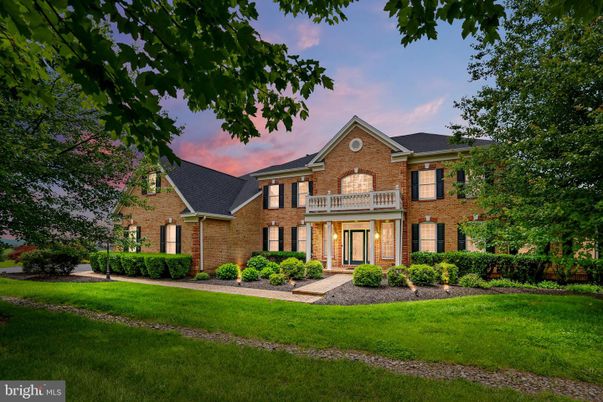 Backyard, Exterior, Facade, Brick Facade, French Provincial